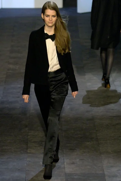 Look 27